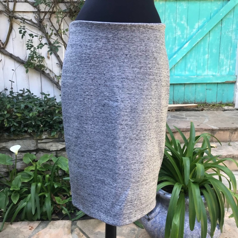 H&M Grey Pencil Skirt Size Medium